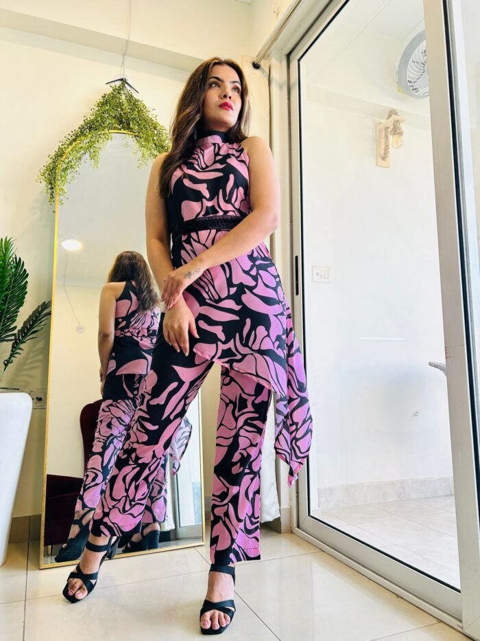 Designer printed co-ord set with pant & belt - Image 2