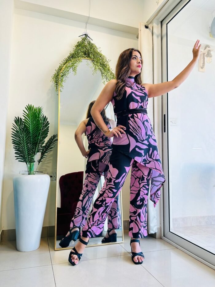 Designer printed co-ord set with pant & belt - Image 1